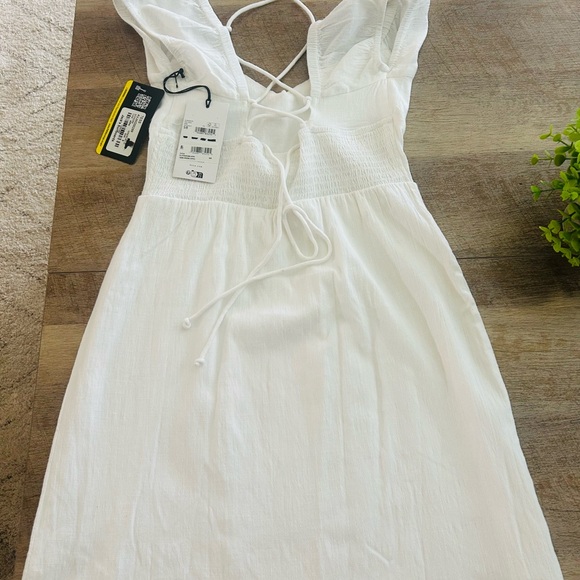 Jacks Surf Shop RVCA White Crisscross Back Dress - Picture 2 of 4